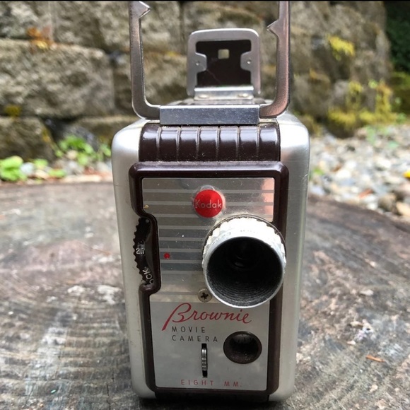 Vintage Kodak Brownie Movie Camera - Picture 3 of 5